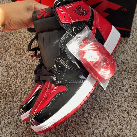 Jordan 1 High - Picture 4 of 9